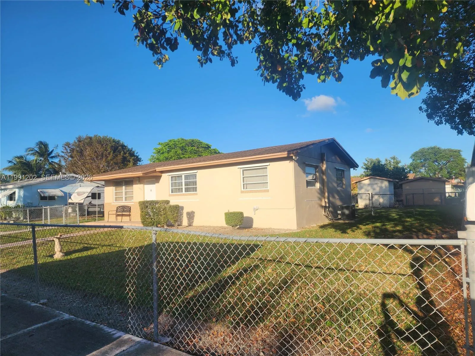 Vendido 19721 SW 114th Place, Miami, FL 33157, Miami, FL 33157