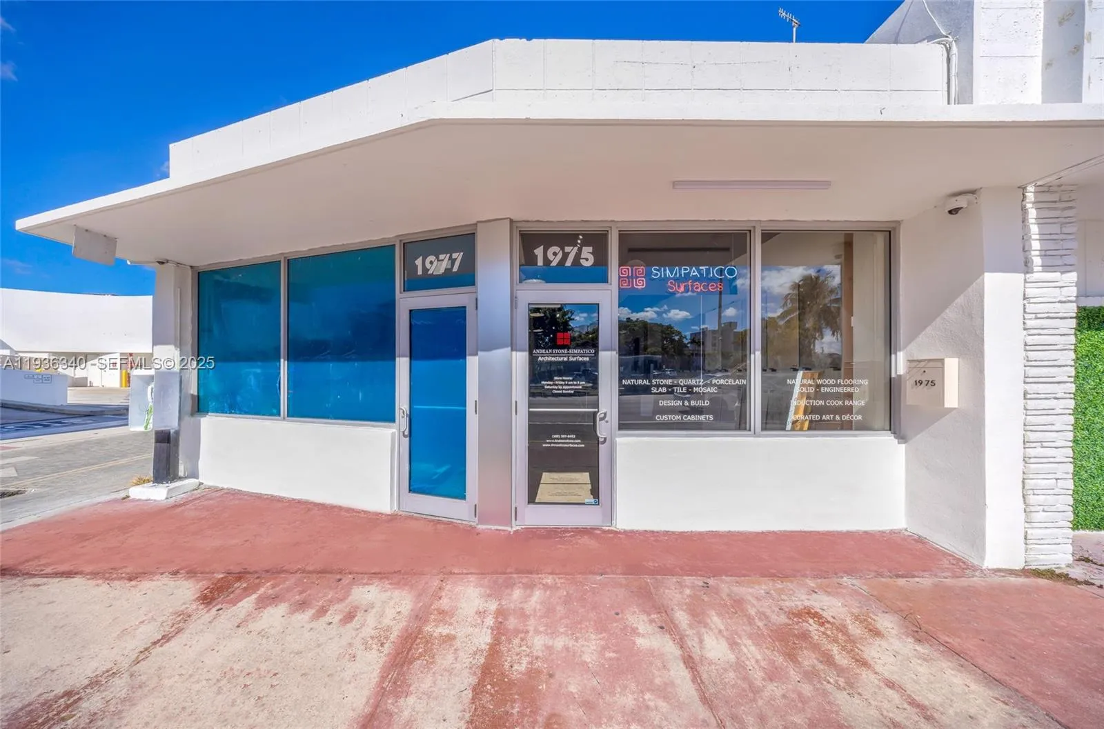 Foto de propiedad en 1975 71st Street, Miami Beach, FL 33141 Miami Beach con MLS# 