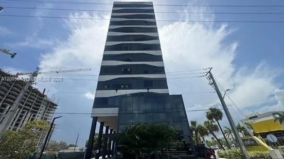 En Venta 19790 W Dixie Highway 1209, Aventura, FL 33180, Aventura, FL 33180