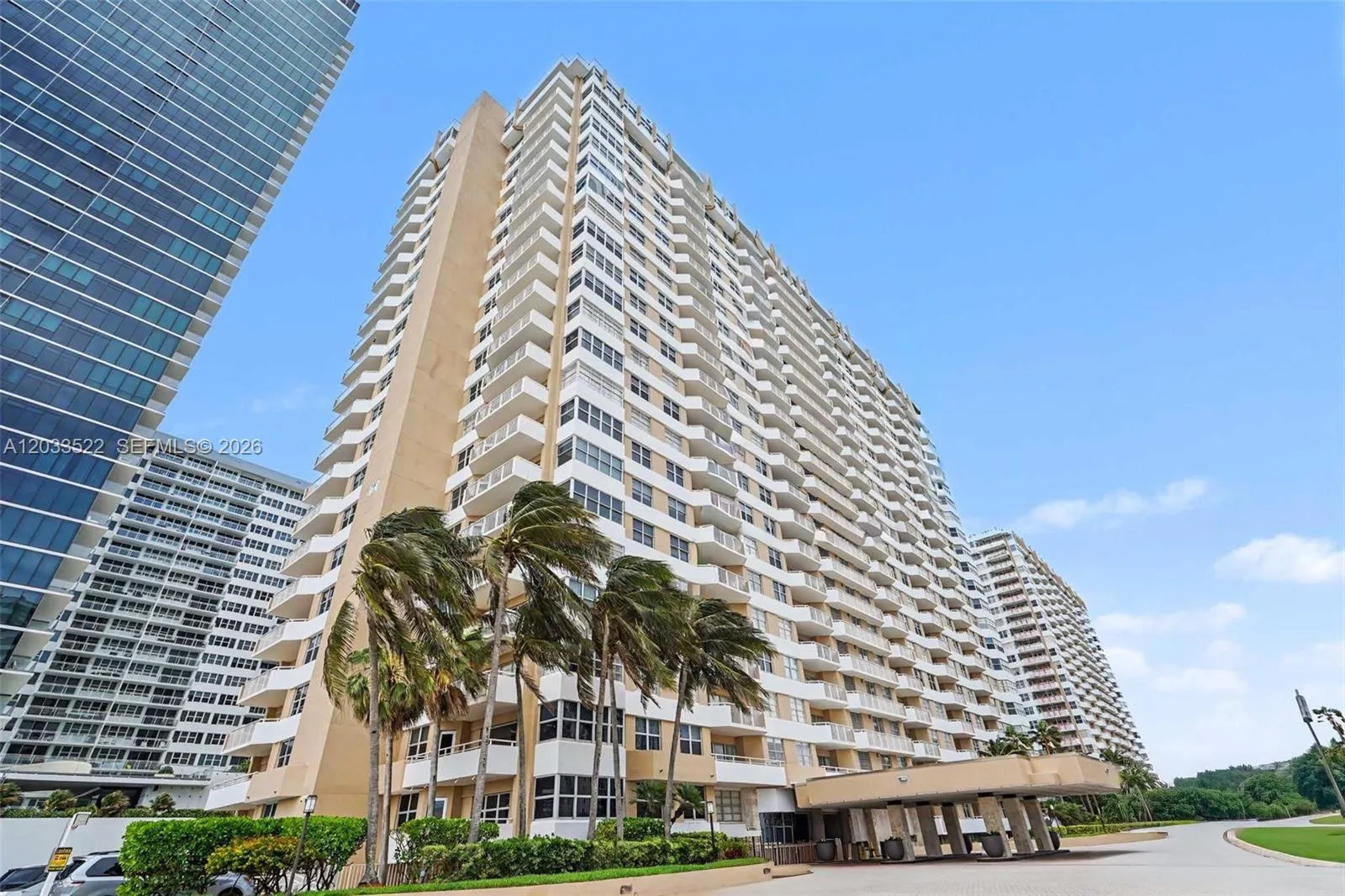 En Renta 1980 S Ocean Drive 15A, Hallandale Beach, FL 33009, Hallandale Beach, FL 33009