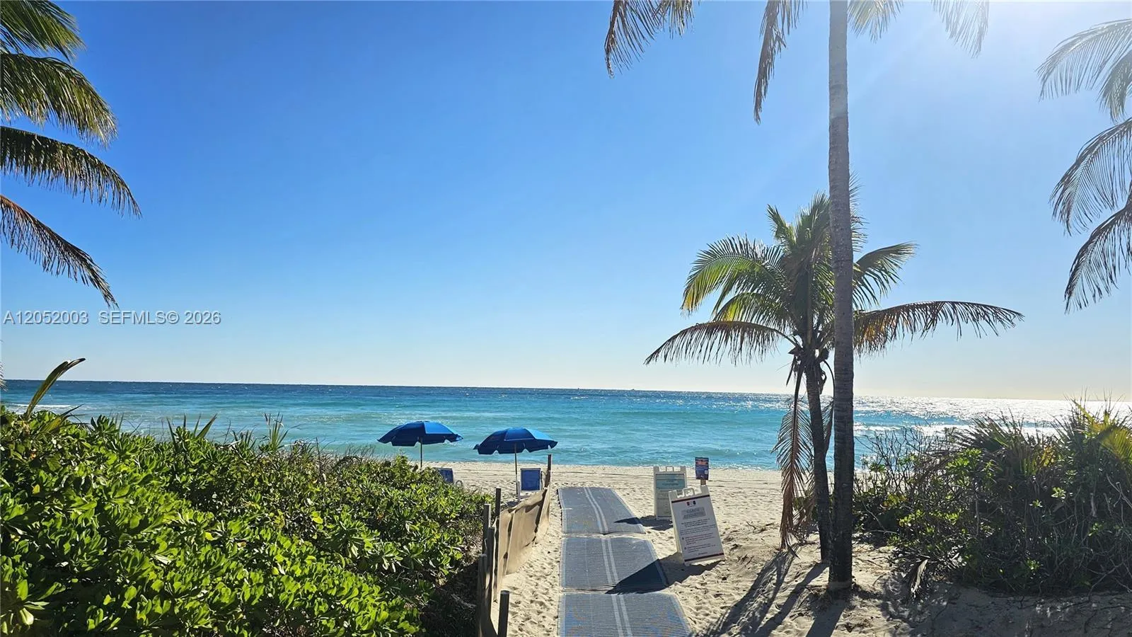 Foto de propiedad en 1980 S Ocean Drive 4L, Hallandale Beach, FL 33009 Hallandale Beach con MLS# 