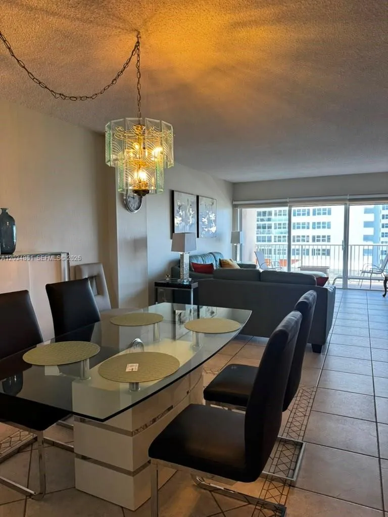 Foto de propiedad en 1980 S Ocean Drive 6J, Hallandale Beach, FL 33009 Hallandale Beach con MLS# 