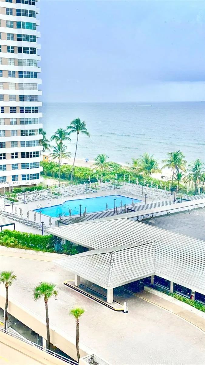En Renta 1980 S Ocean Drive 8D, Hallandale Beach, FL 33009, Hallandale Beach, FL 33009