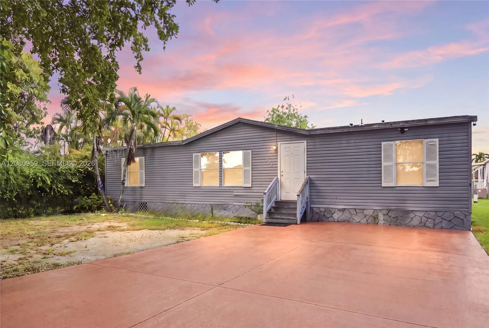 Foto de propiedad en 19800 SW 180th Ave 477 Unit #, Miami, FL 33187 Miami con MLS# 