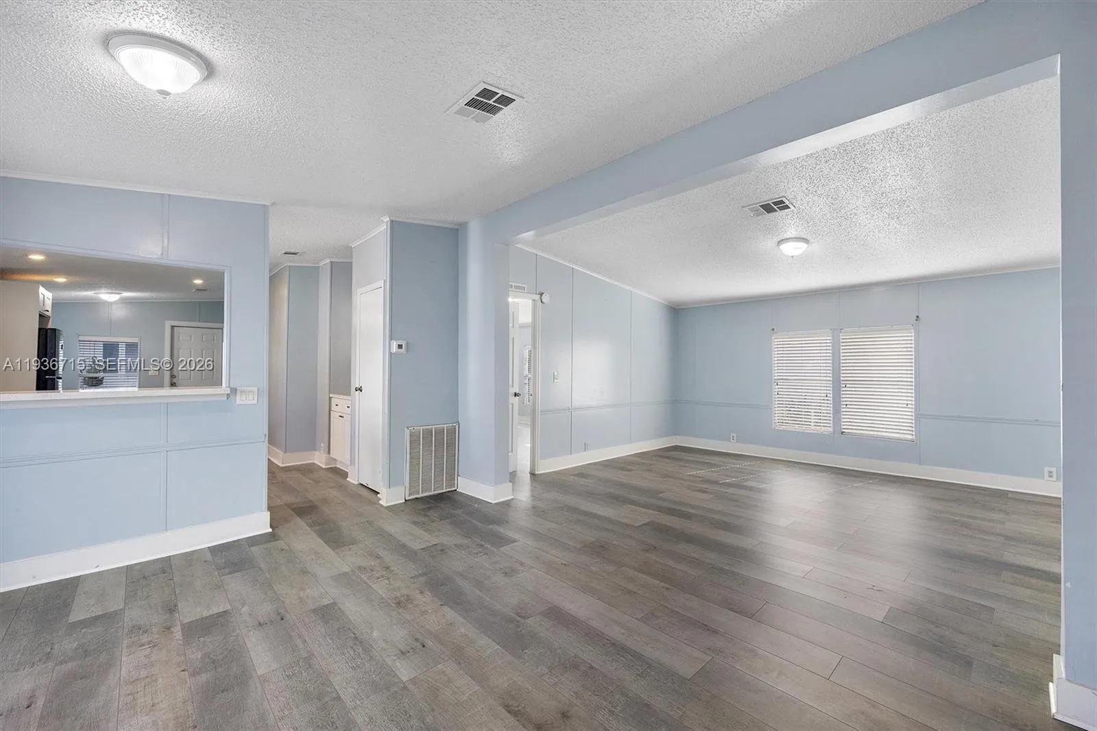 Foto de propiedad en 19800 SW 180th Avenue Lot 222, Miami, FL 33187 Miami con MLS# 