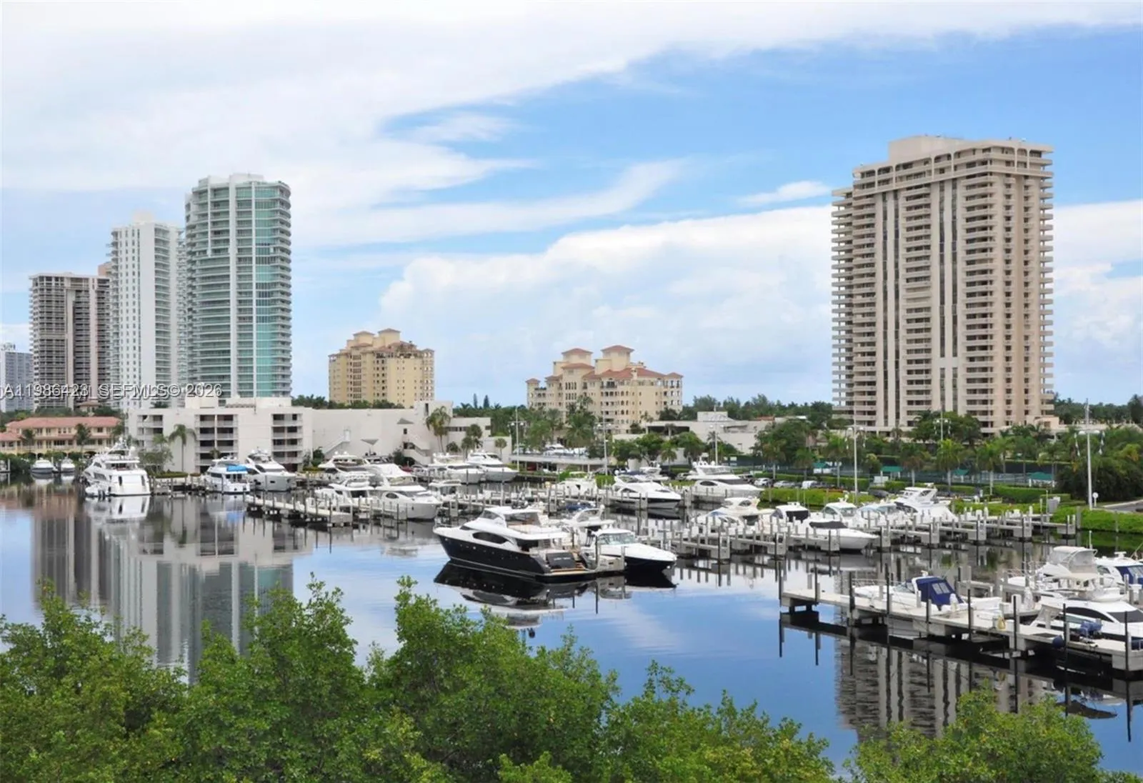 Foto de propiedad en 19801 E Country Club Drive 4104, Aventura, FL 33180 Aventura con MLS#