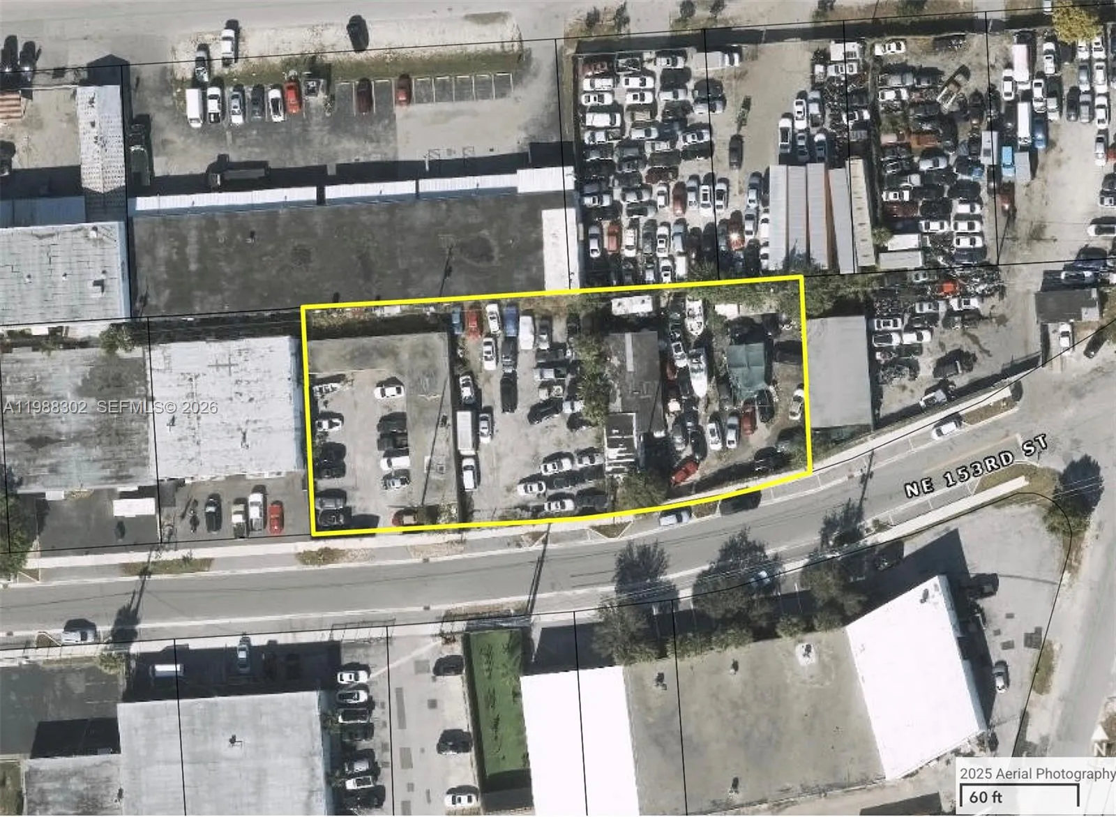 Foto de propiedad en 1981 NE 153rd Street, North Miami Beach, FL 33162 North Miami Beach con MLS# 