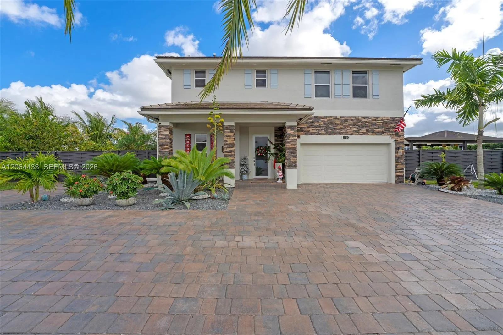 En Venta 19815 SW 132nd Court, Miami, FL 33177, Miami, FL 33177
