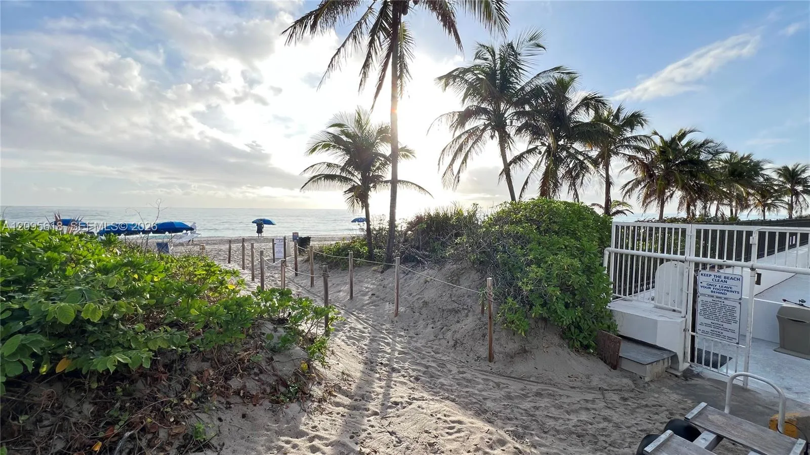 En Venta 1985 S Ocean Drive 10G, Hallandale Beach, FL 33009, Hallandale Beach, FL 33009