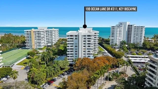 Foto de propiedad en 199 Ocean Lane Drive 311, Key Biscayne, FL 33149 Key Biscayne con MLS# 
