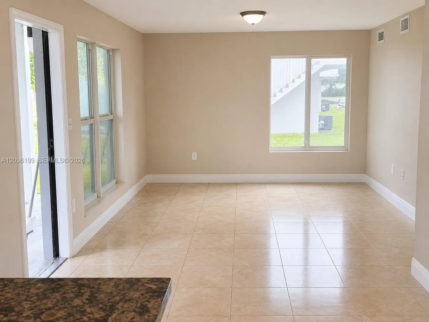En Renta 1990 NW 4th Court 1, Miami, FL 33136, Miami, FL 33136