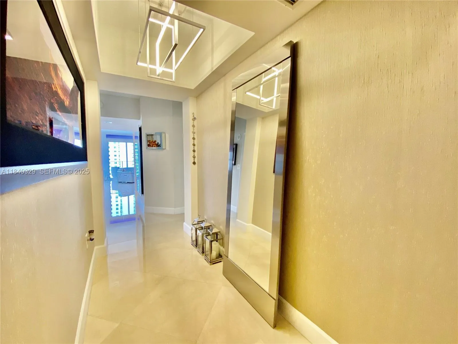 Foto de propiedad en 19900 E Country Club Drive 1220, Aventura, FL 33180 Aventura con MLS# 