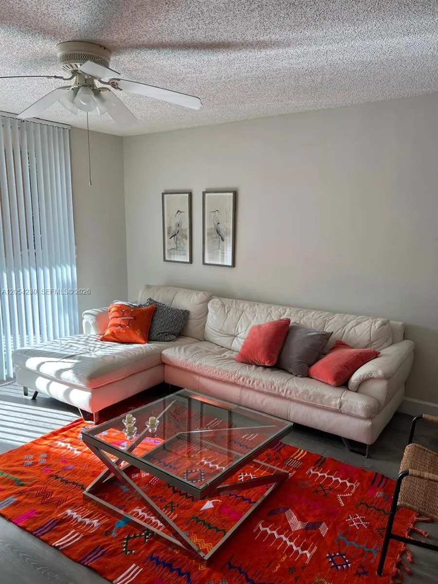 En Renta 19901 E Country Club Drive 2207, Aventura, FL 33180, Aventura, FL 33180