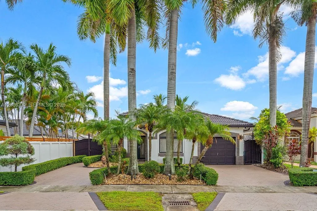 En Venta 19953 NW 78th Avenue, Hialeah, FL 33015, Hialeah, FL 33015