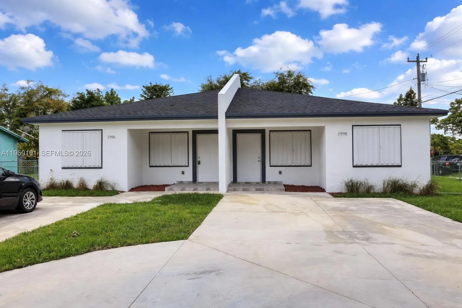 Foto de propiedad en 1998 NW 47th Street, Miami, FL 33142 Miami con MLS# 