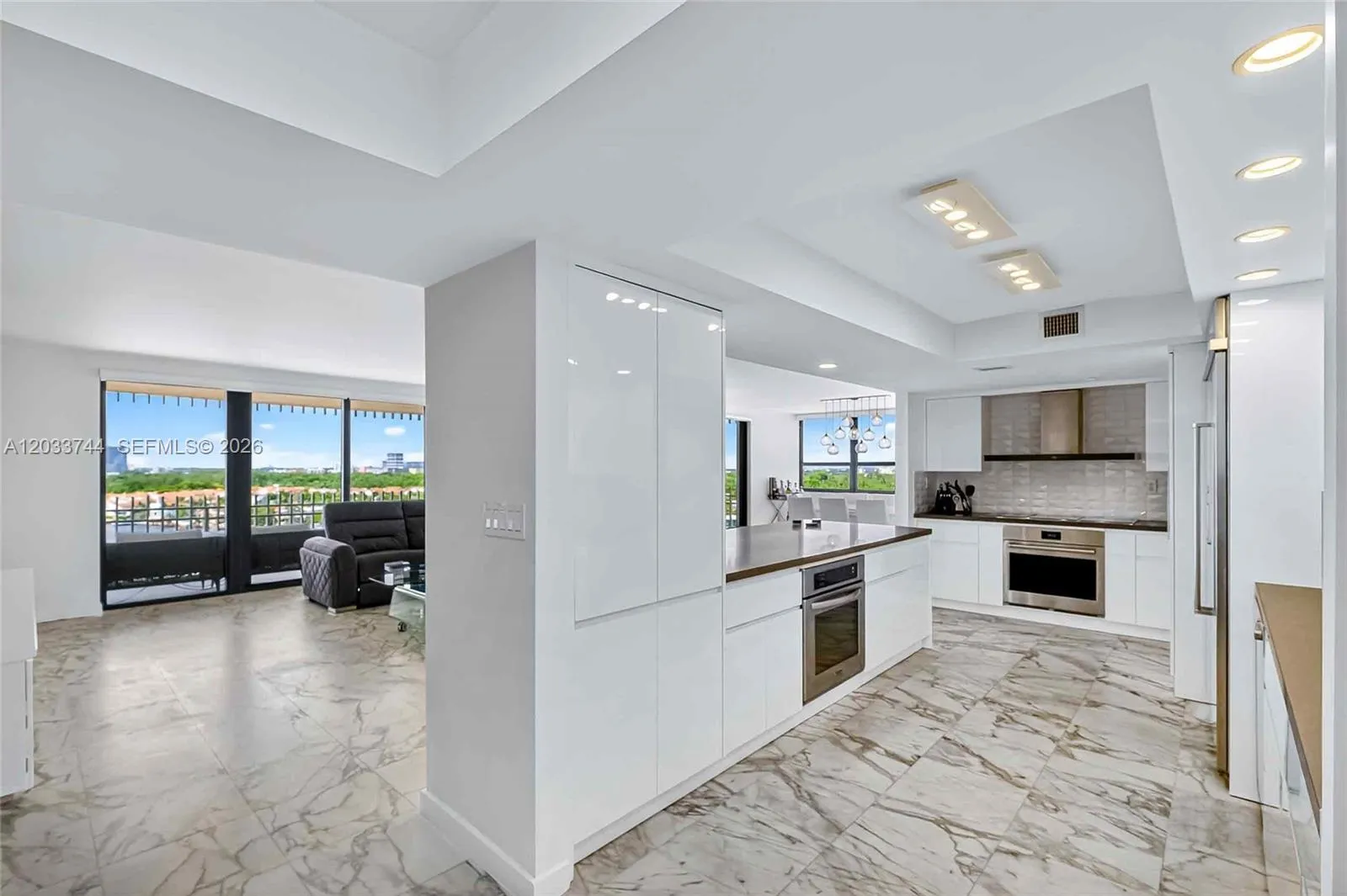 En Renta 2 Grove Isle Drive B1210, Miami, FL 33133, Miami, FL 33133