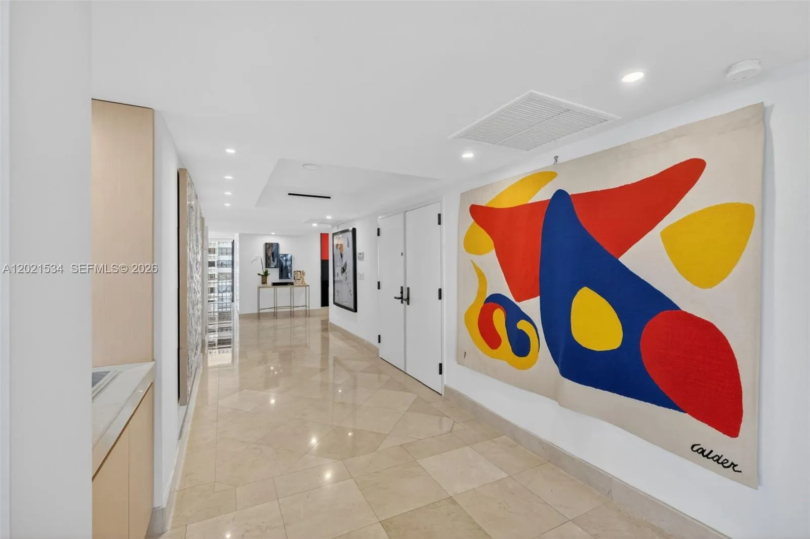 Foto de propiedad en 2 Grove Isle Drive B801-802, Miami, FL 33133 Miami con MLS# 