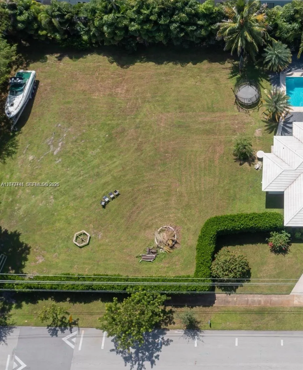 Foto de propiedad en 2 NE St 2nd Street, Pompano Beach, FL 33060 Pompano Beach con MLS# 