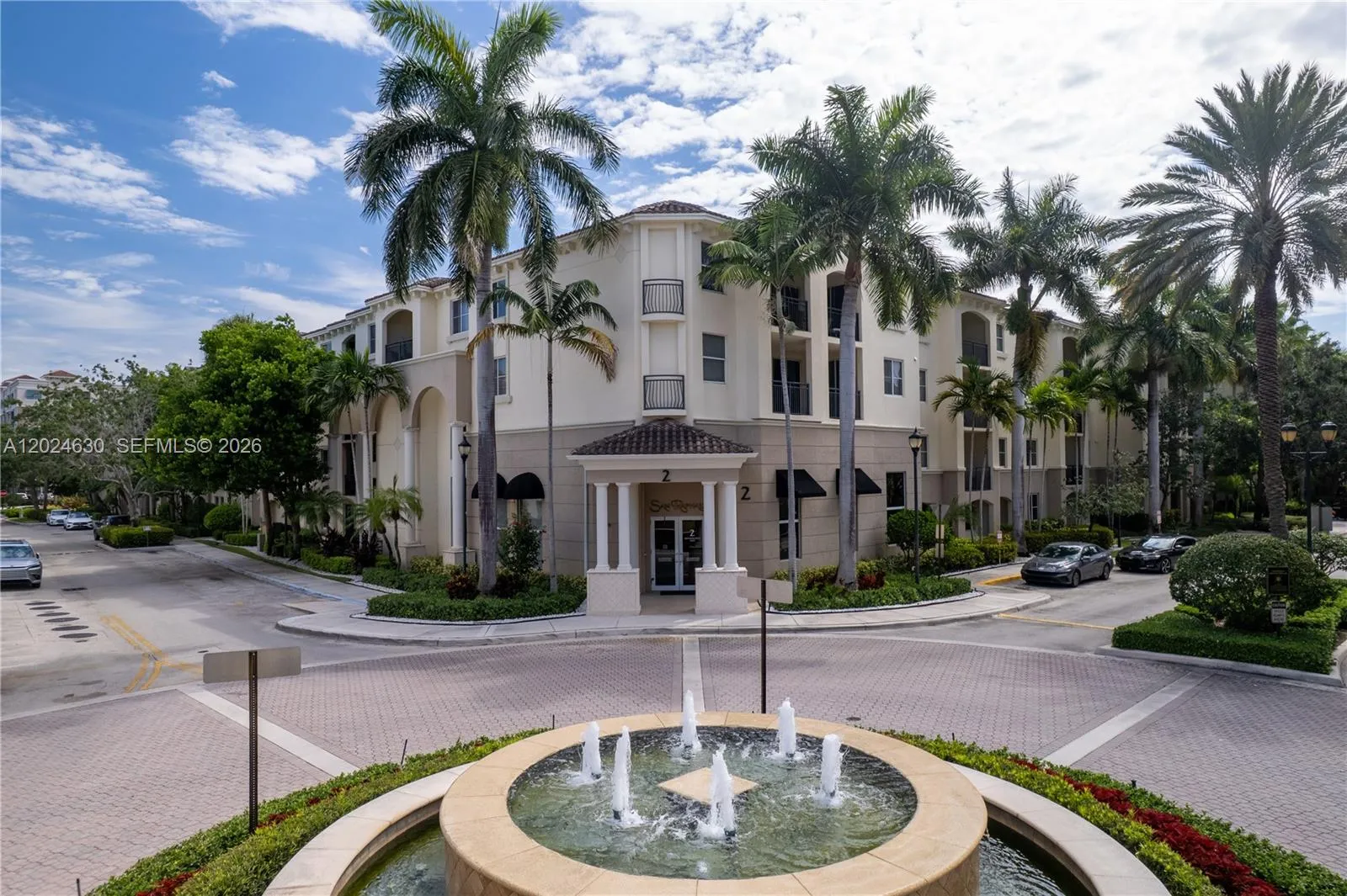 Foto de propiedad en 2 Renaissance Way 305, Boynton Beach, FL 33426 Boynton Beach con MLS# 