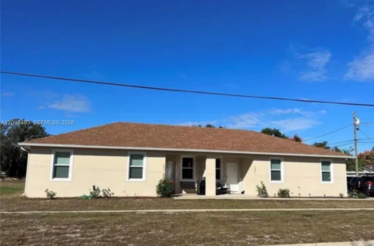 En Venta 2 W Orange Street, Davenport, FL 33837, Davenport, FL 33837