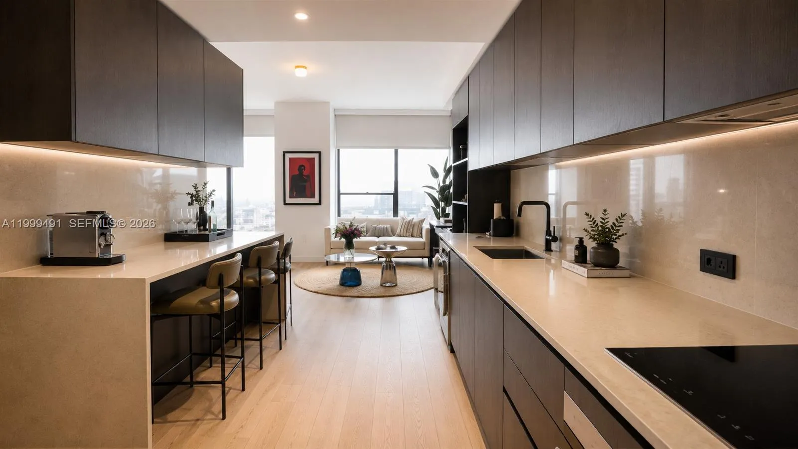 Foto de propiedad en 20 NE 11 Street ExecPH11, Miami, FL 33132 Miami con MLS#