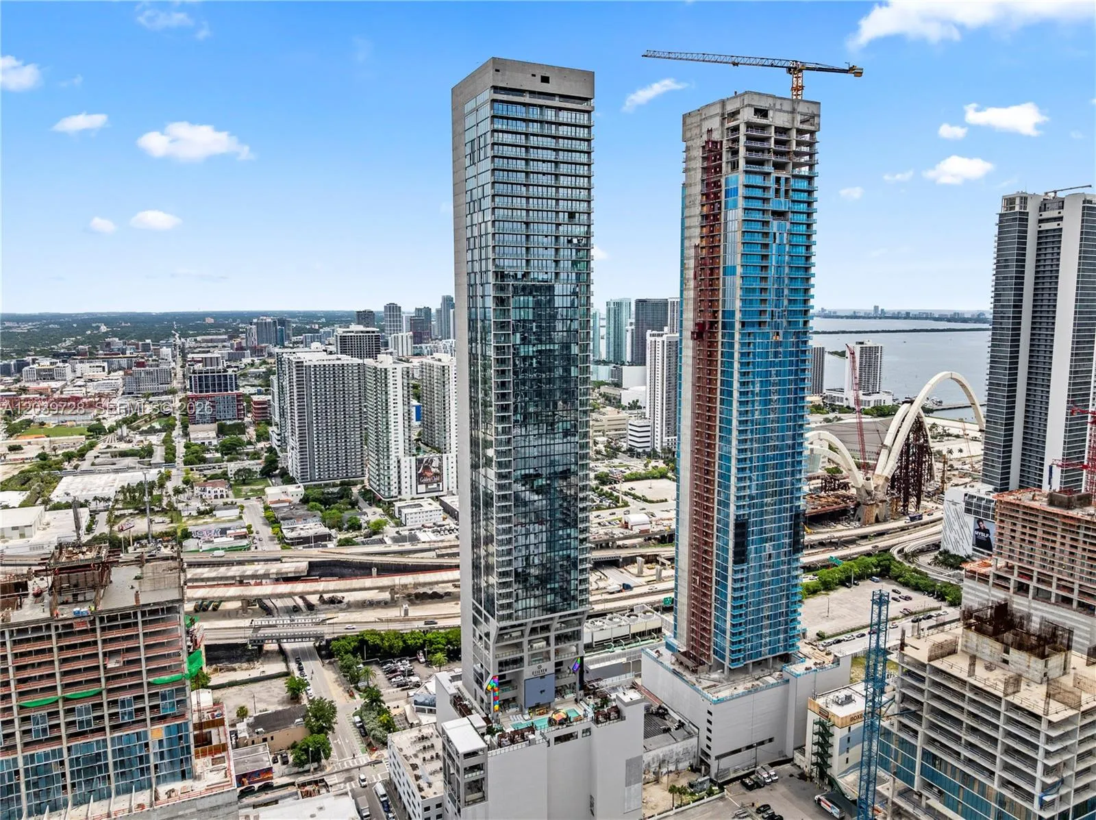 Foto de propiedad en 20 NE 11th Street 2211, Miami, FL 33132 Miami con MLS#