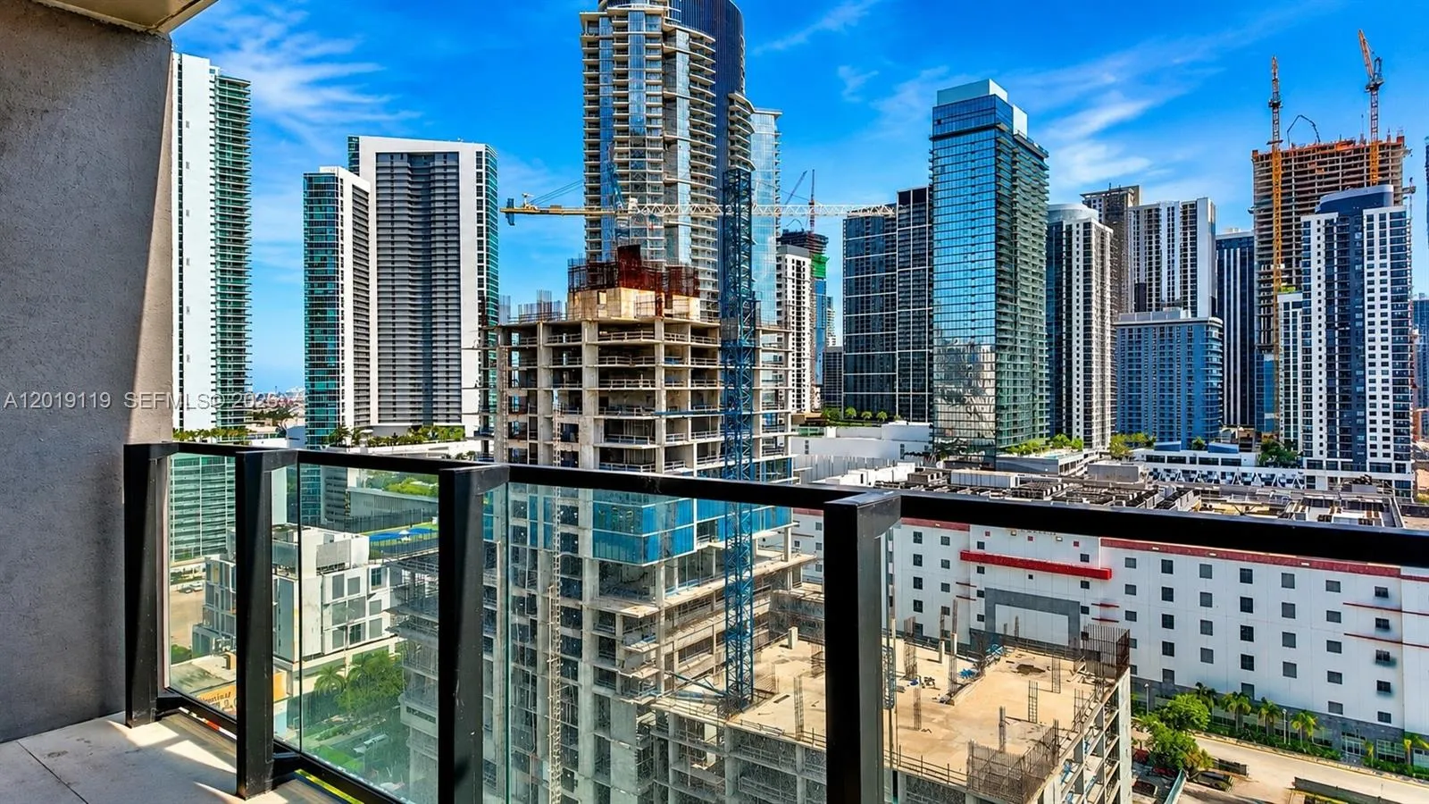 Foto de propiedad en 20 NE 11th Street 4406, Miami, FL 33132 Miami con MLS#