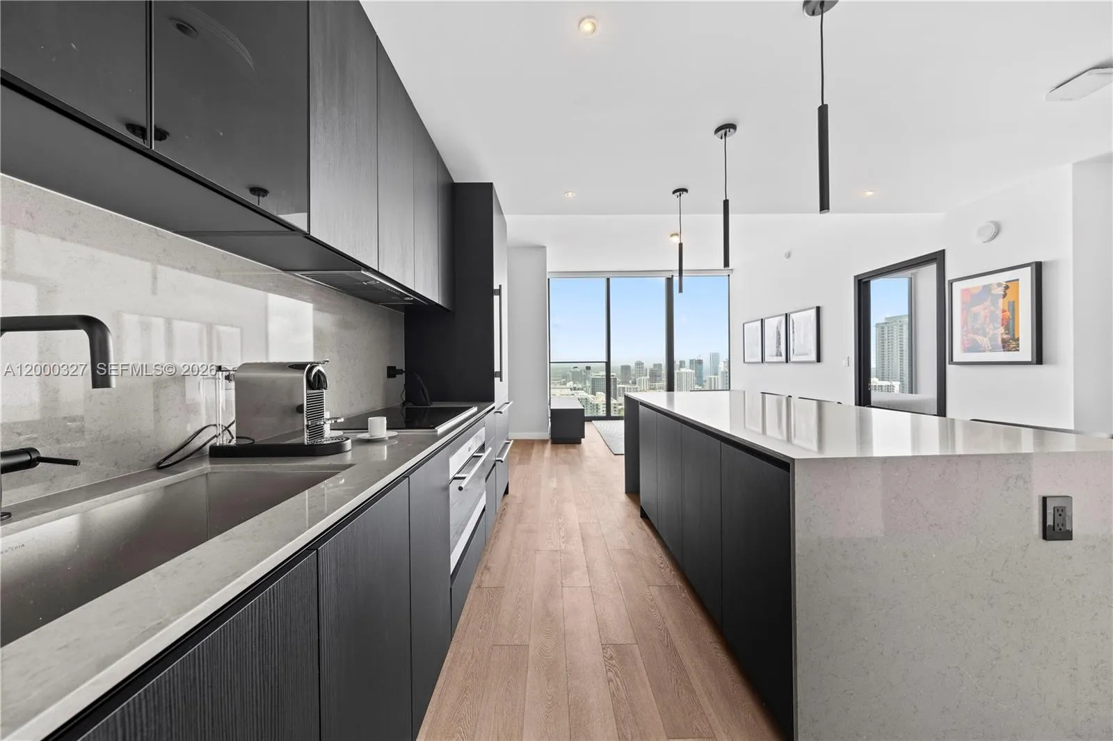 Foto de propiedad en 20 NE 11th Street 4502, Miami, FL 33132 Miami con MLS#