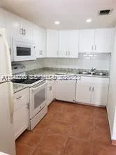 Foto de propiedad en 20 NW 87th Avenue A214, Miami, FL 33172 Miami con MLS# 