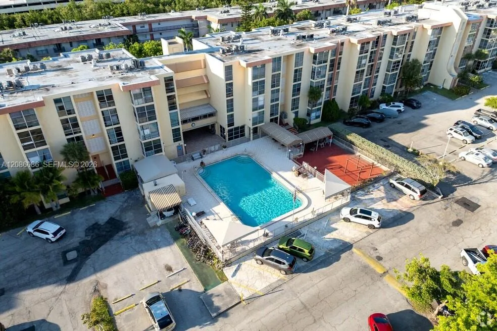 En Venta 200 172nd Street 504, Sunny Isles Beach, FL 33160, Sunny Isles Beach, FL 33160