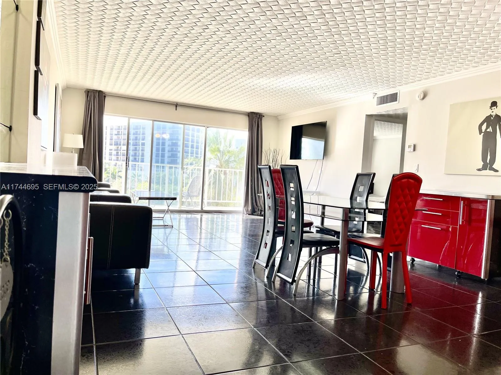 Foto de propiedad en 200 178th Drive 609, Sunny Isles Beach, FL 33160 Sunny Isles Beach con MLS# 