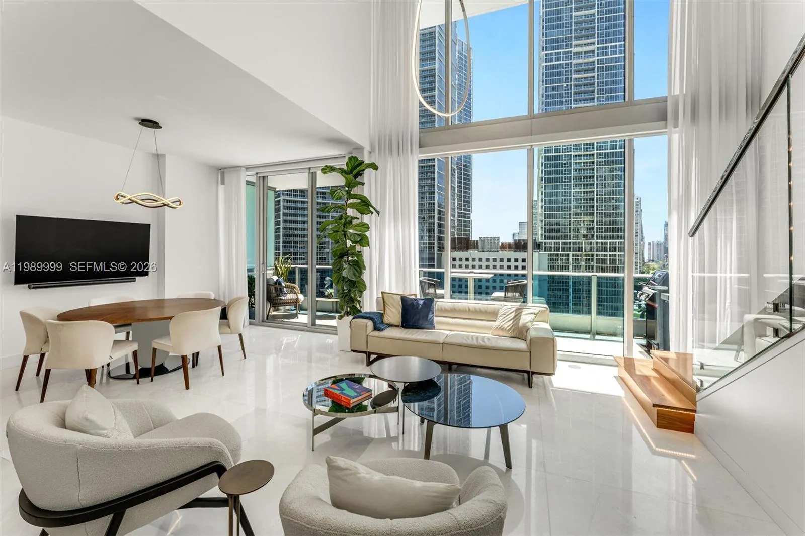 Vendido 200 Biscayne Boulevard Way 1406, Miami, FL 33131, Miami, FL 33131