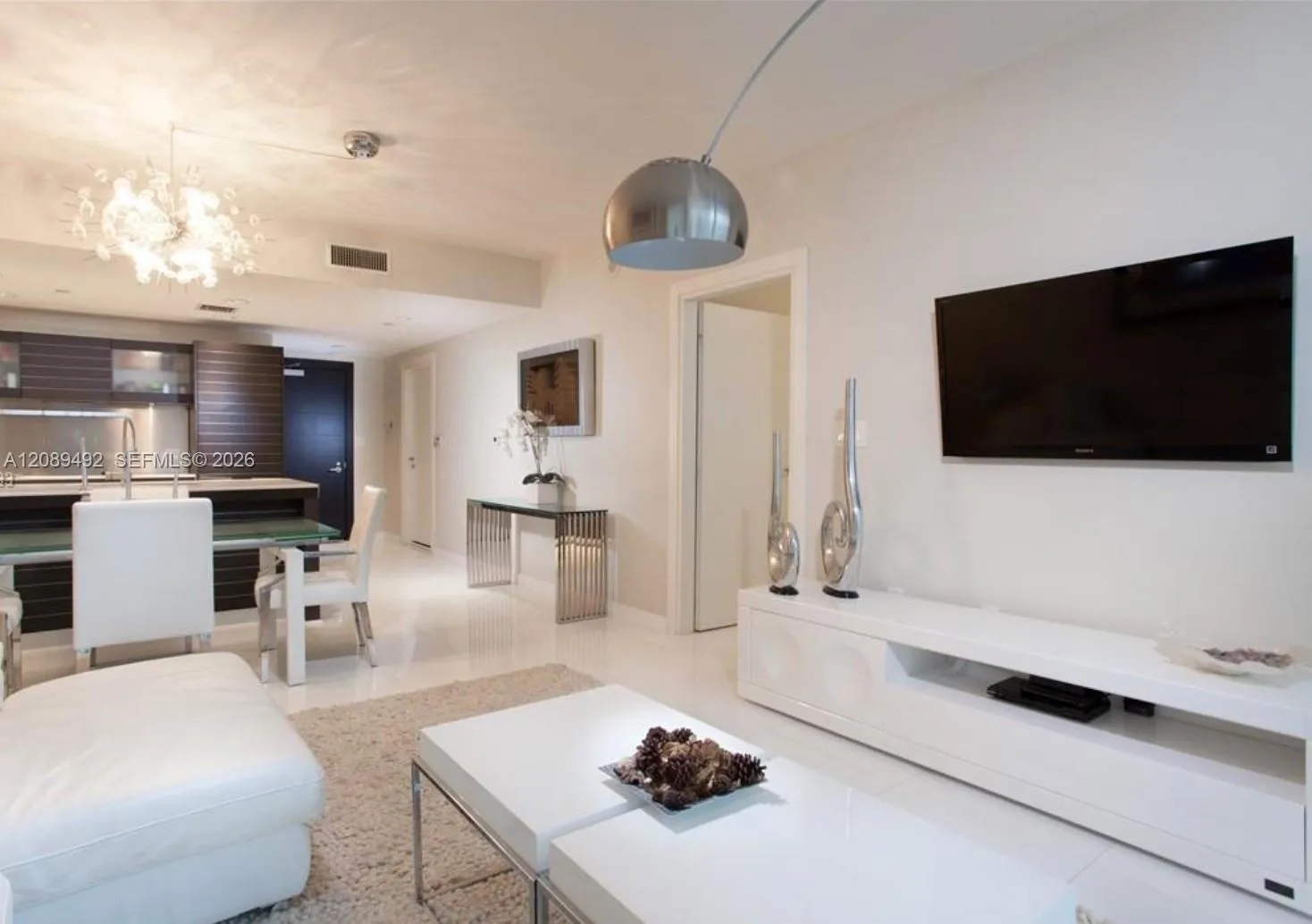 En Venta 200 Biscayne Boulevard Way 3209, Miami, FL 33131, Miami, FL 33131