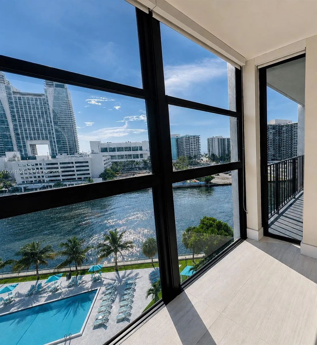 Foto de propiedad en 200 Leslie Drive 1017, Hallandale Beach, FL 33009 Hallandale Beach con MLS#