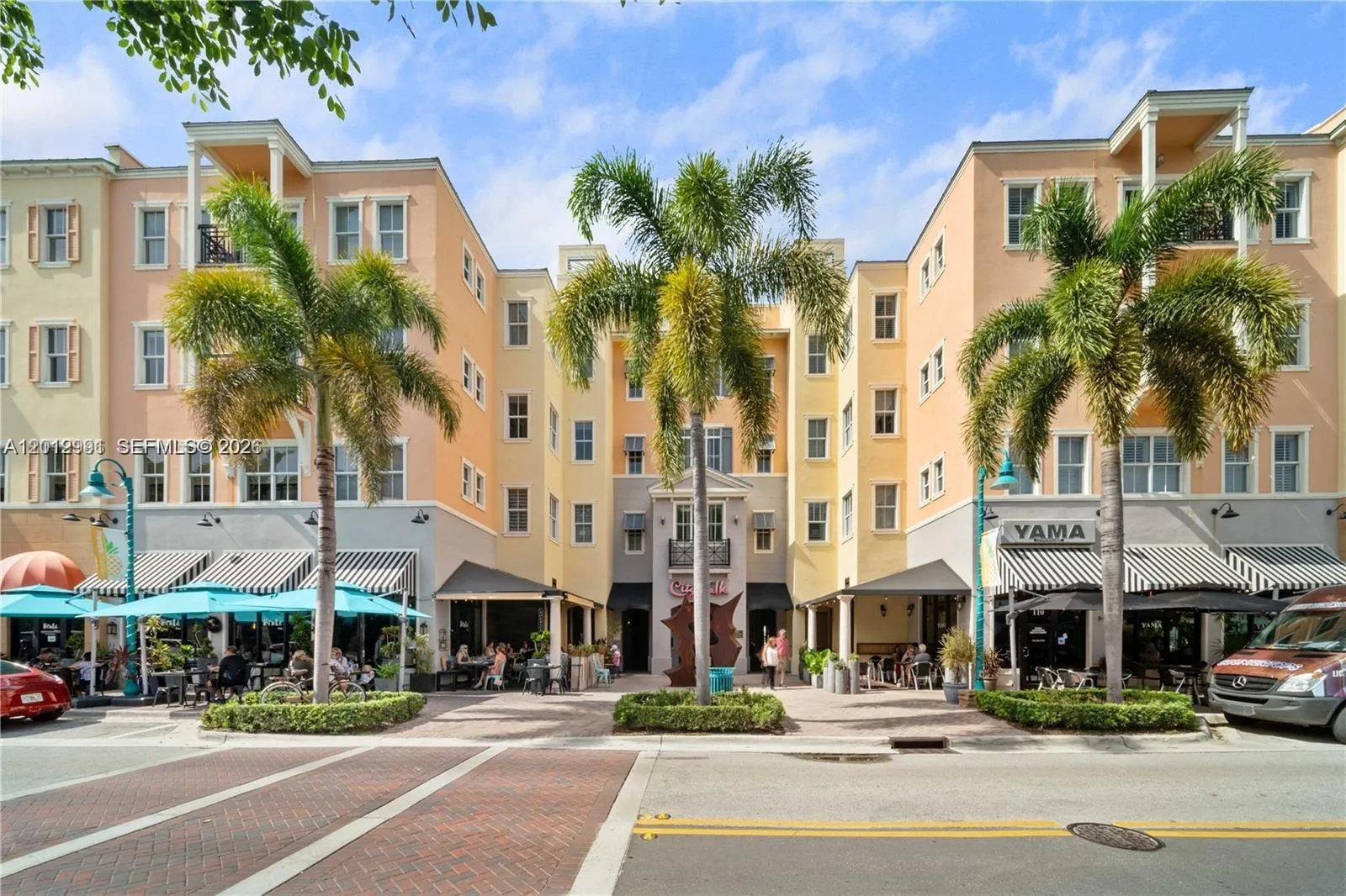 Alquilada 200 NE 2nd Avenue 304, Delray Beach, FL 33444, Delray Beach, FL 33444