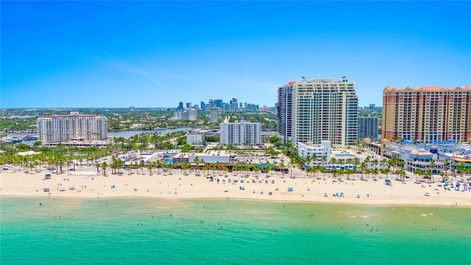 Foto de propiedad en 200 S Birch Road 1212, Fort Lauderdale, FL 33316 Fort Lauderdale con MLS# 