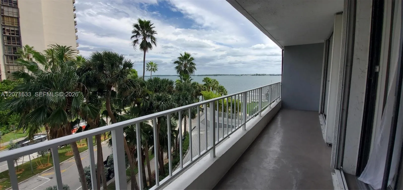 Foto de propiedad en 200 SE 15th Road 5H, Miami, FL 33129 Miami con MLS#