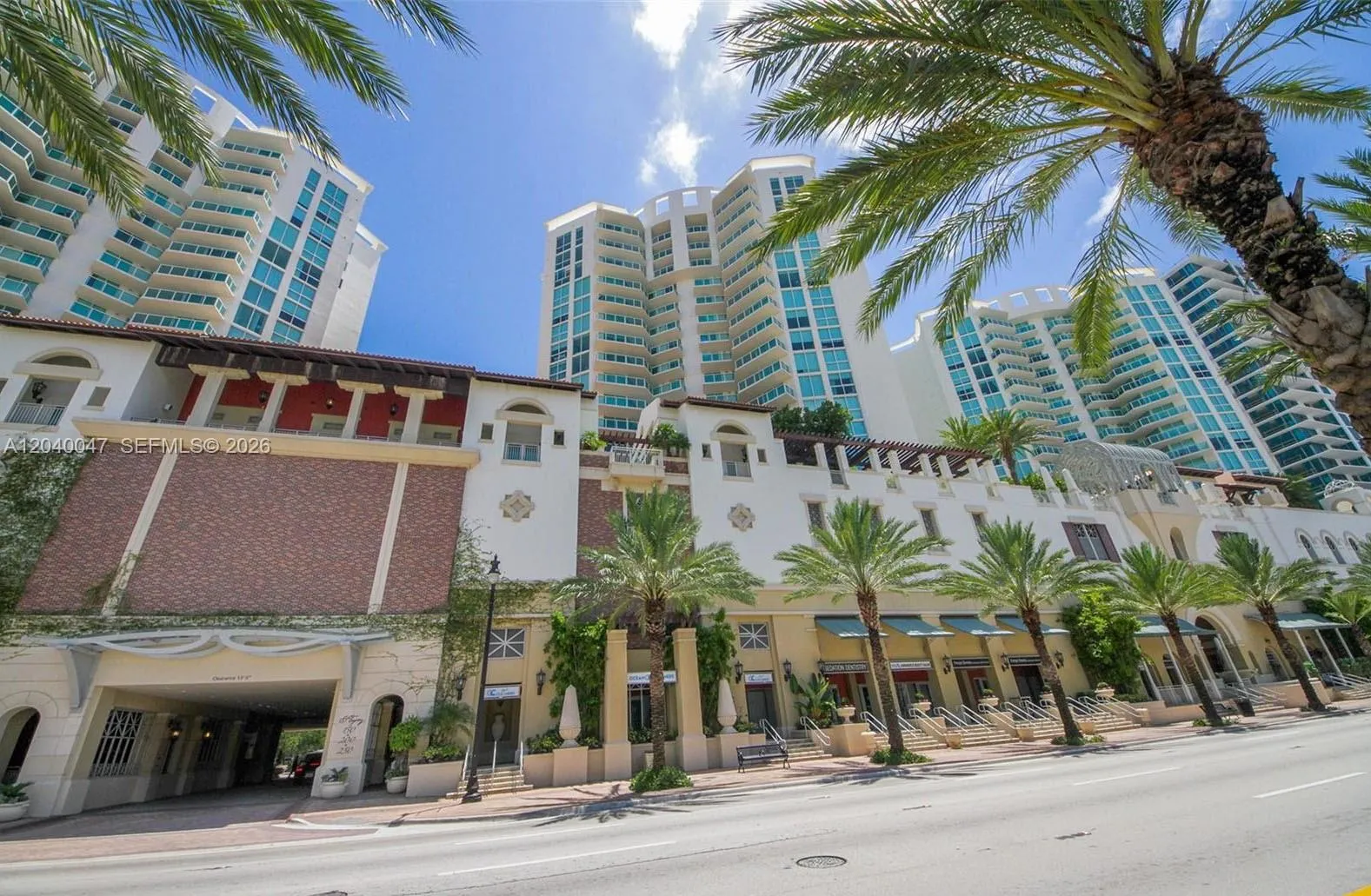 Foto de propiedad en 200 Sunny Isles Boulevard 2-1801, Sunny Isles Beach, FL 33160 Sunny Isles Beach con MLS# 