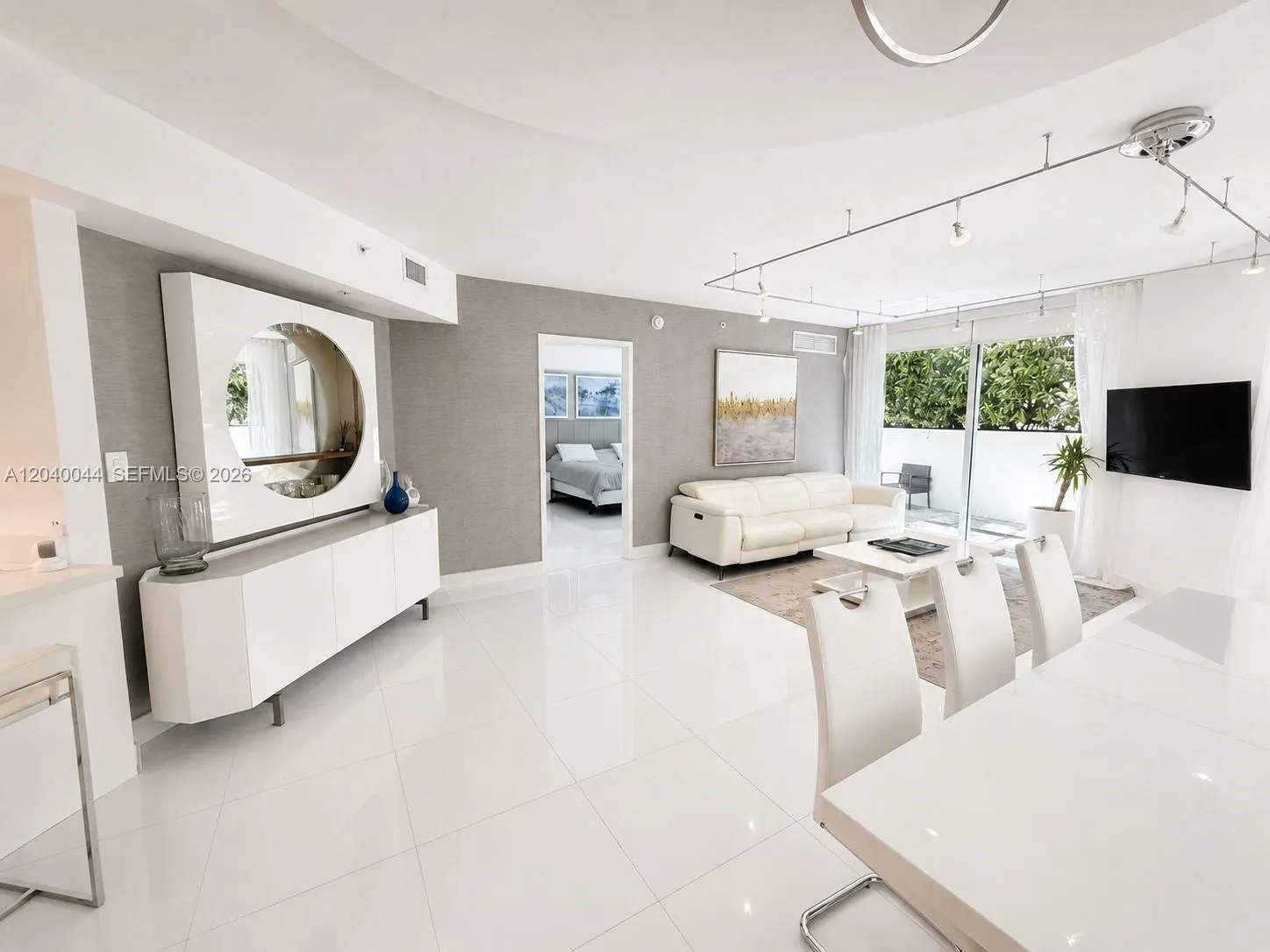 Foto de propiedad en 200 Sunny Isles Boulevard 2-504–Lanai Residence, Sunny Isles Beach, FL 33160 Sunny Isles Beach con MLS# 