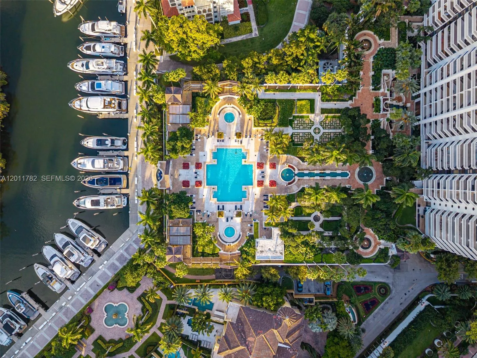 Foto de propiedad en 2000 Island Boulevard 2503, Aventura, FL 33160 Aventura con MLS# 