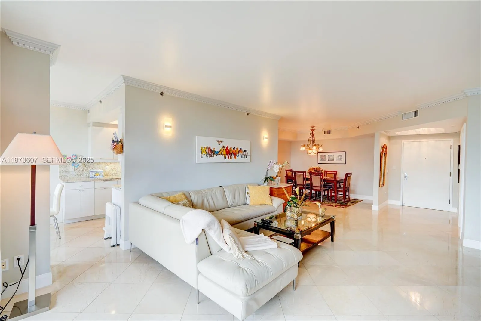 Foto de propiedad en 2000 Island Boulevard 408, Aventura, FL 33160 Aventura con MLS# 