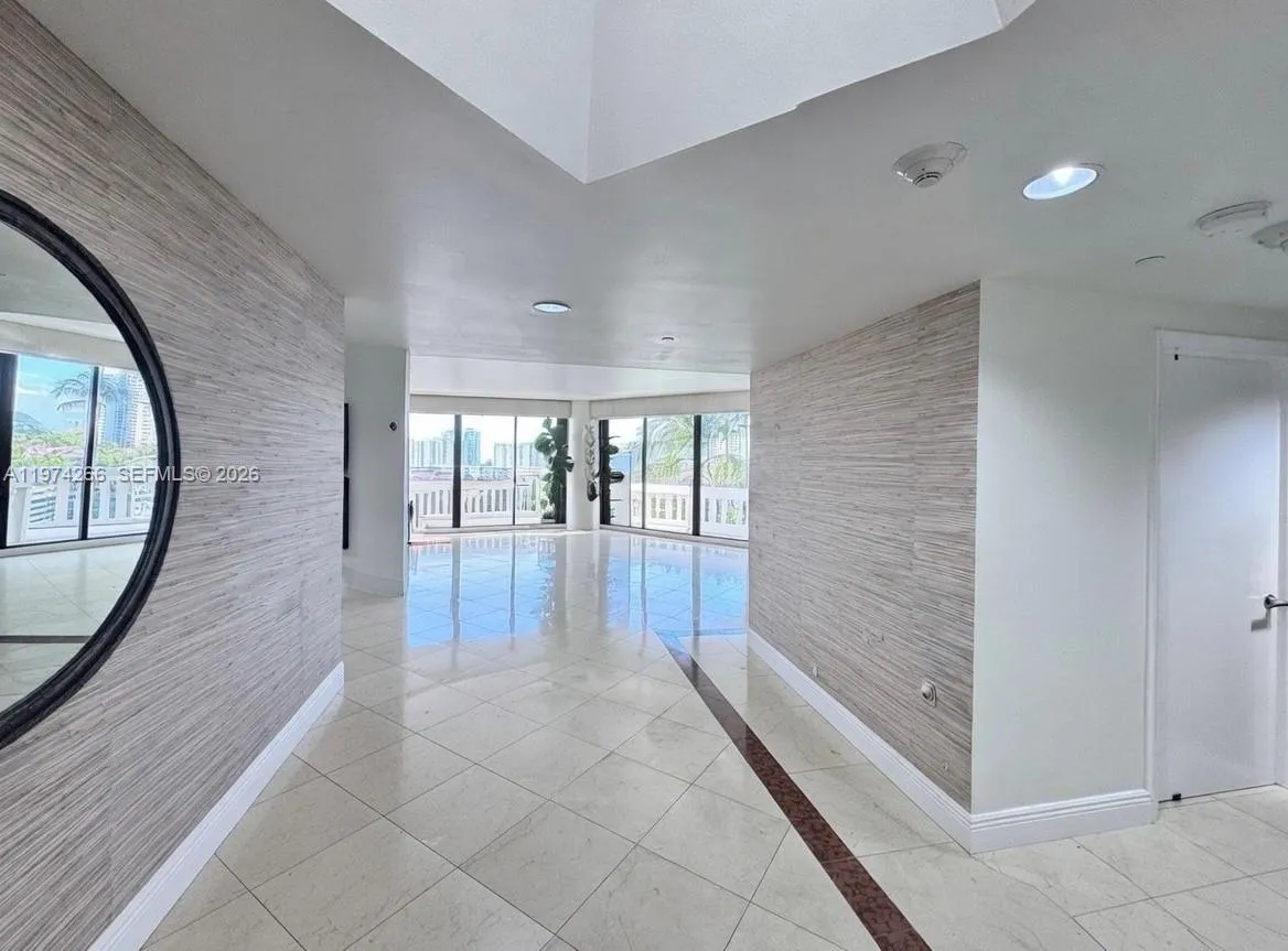 Foto de propiedad en 2000 Island Boulevard 606, Aventura, FL 33160 Aventura con MLS# 