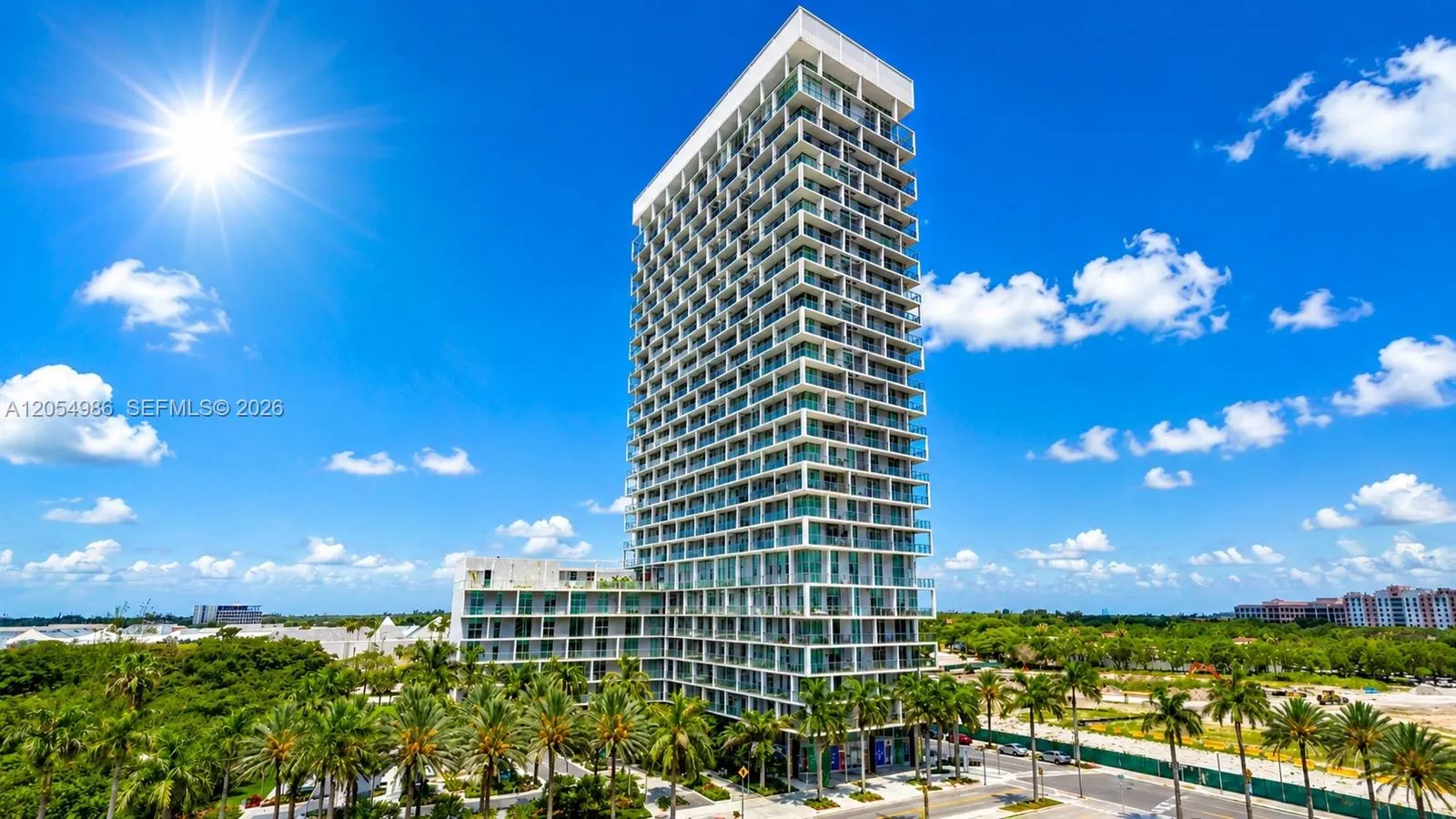 Foto de propiedad en 2000 Metropica Way 1003, Sunrise, FL 33323 Sunrise con MLS# 