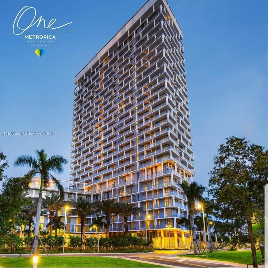 Foto de propiedad en 2000 Metropica Way 505, Sunrise, FL 33323 Sunrise con MLS#