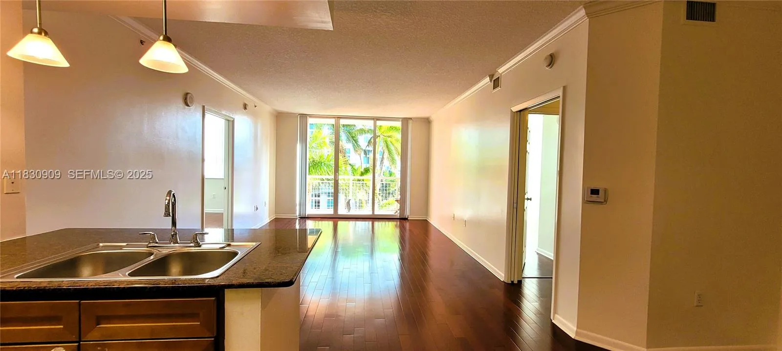 Foto de propiedad en 2000 N Bayshore Drive 509, Miami, FL 33137 Miami con MLS# 