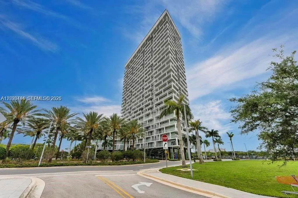 En Venta 2000 NE Metropica Way 507, Sunrise, FL 33323, Sunrise, FL 33323