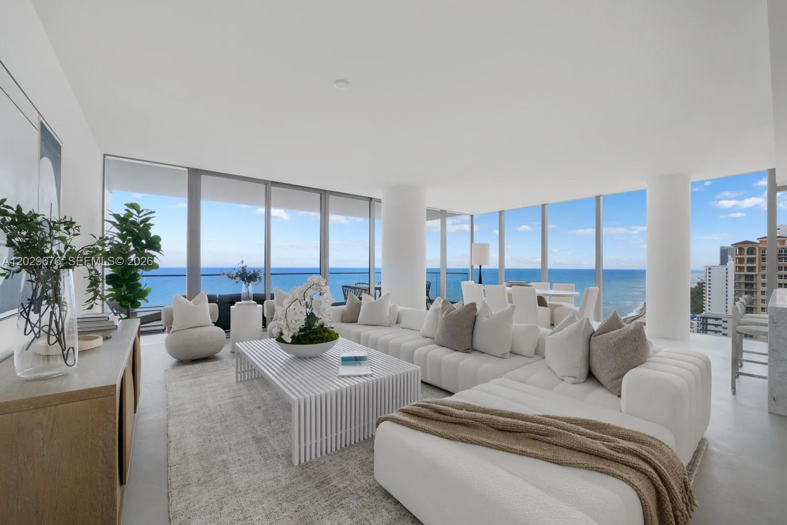 Foto de propiedad en 2000 S Ocean Drive 15B, Hallandale Beach, FL 33009 Hallandale Beach con MLS#