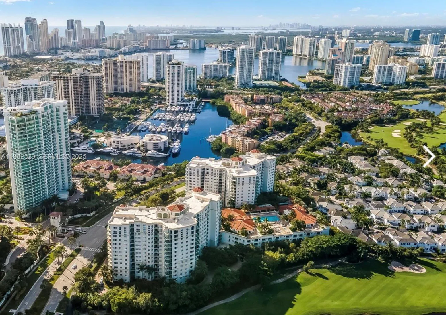 Foto de propiedad en 20000 E Country Club Drive PH01, Aventura, FL 33180 Aventura con MLS# 