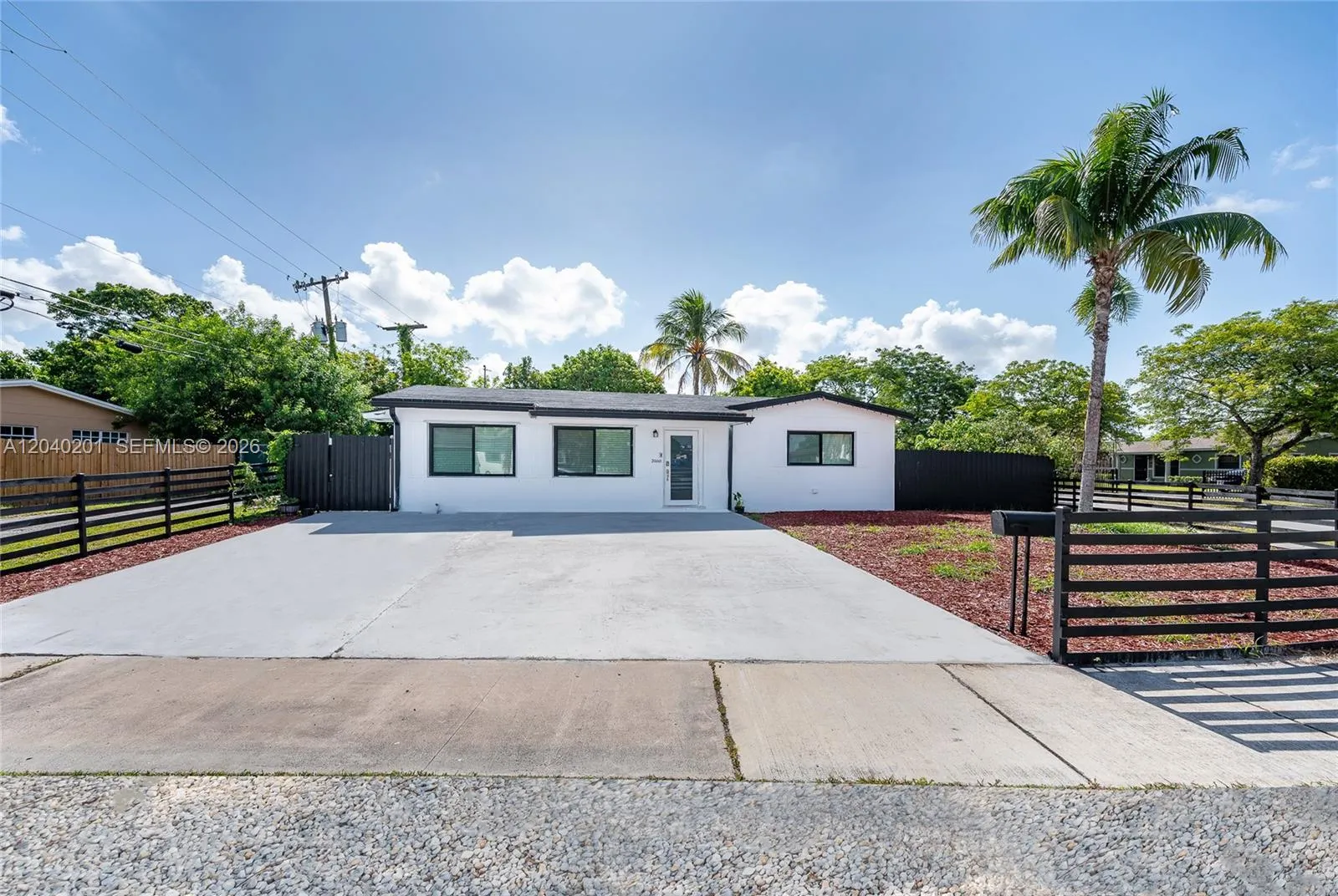 Vendido 20001 NW 14th Avenue, Miami Gardens, FL 33169, Miami Gardens, FL 33169