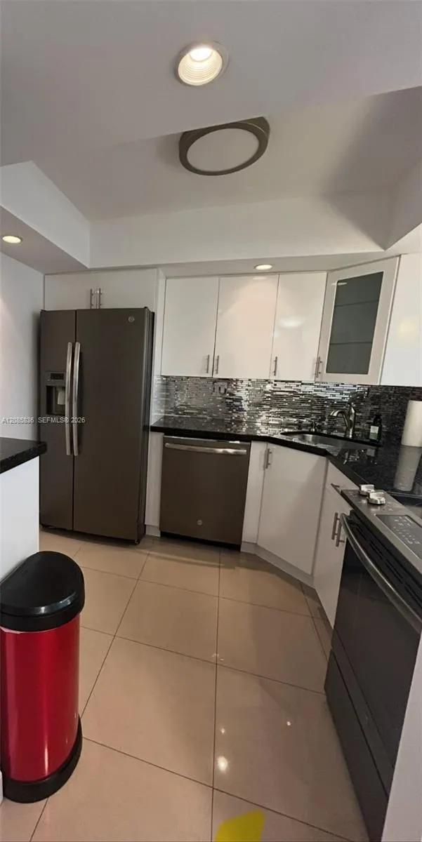 Foto de propiedad en 2001 Atlantic Shores Boulevard 516, Hallandale Beach, FL 33009 Hallandale Beach con MLS# 